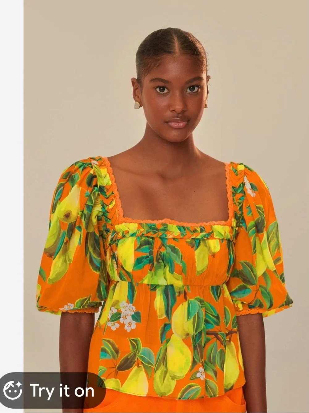 Farm Rio chic pears short sleeve blouse L